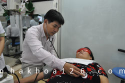 http://nhakhoa126.com/hinhanh/Gioi-thieu/nhakhoa126-gioi-thieu-nhakhoa126-chuong-trinh-tu-thien2012-04.jpg